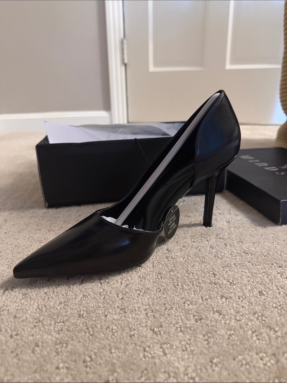 Windsor Black Patent Pointed-Toe Stiletto Pump